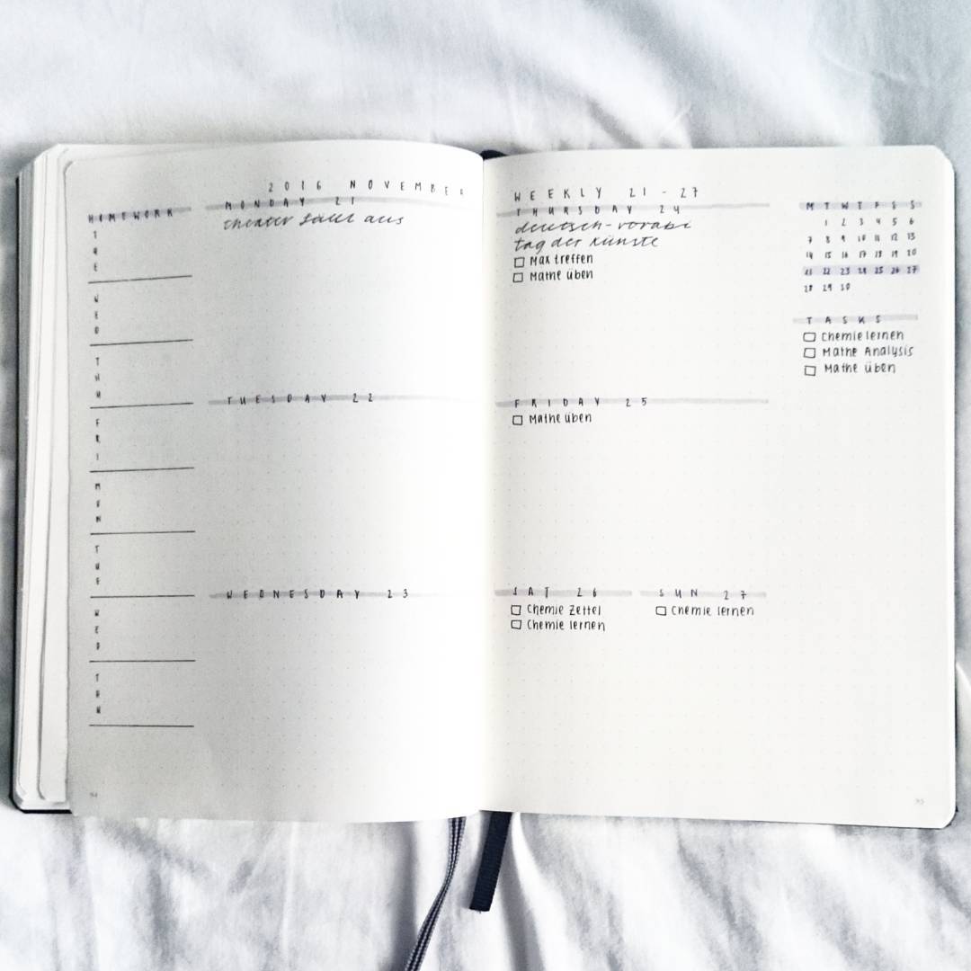 minimalist bullet journal