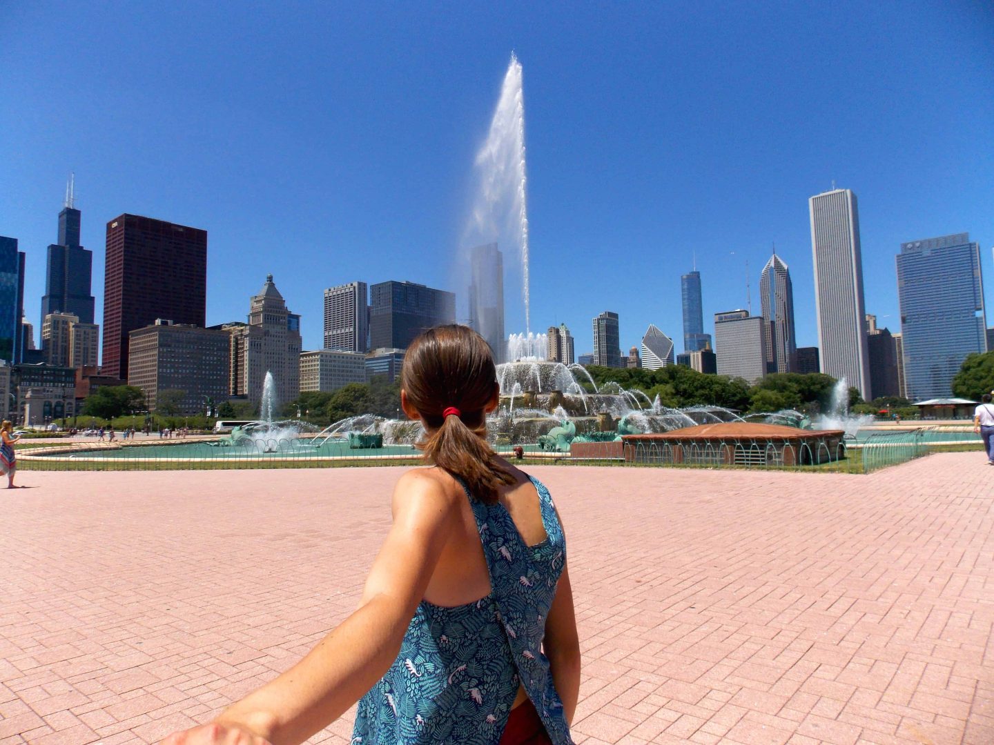Visiting Chicago? Find out the best things to do and where to eat for first time visitors. From touristy things to more local secrets, you’ll find something here for everyone… #chicago #travel