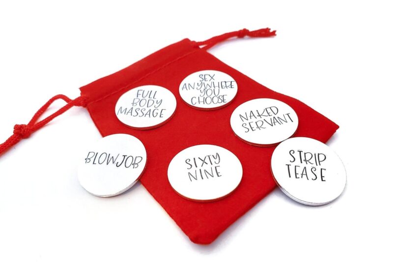 17 Naughty Valentine’s Day Gifts To Spice Up Your Relationship (SERIOUSLY)