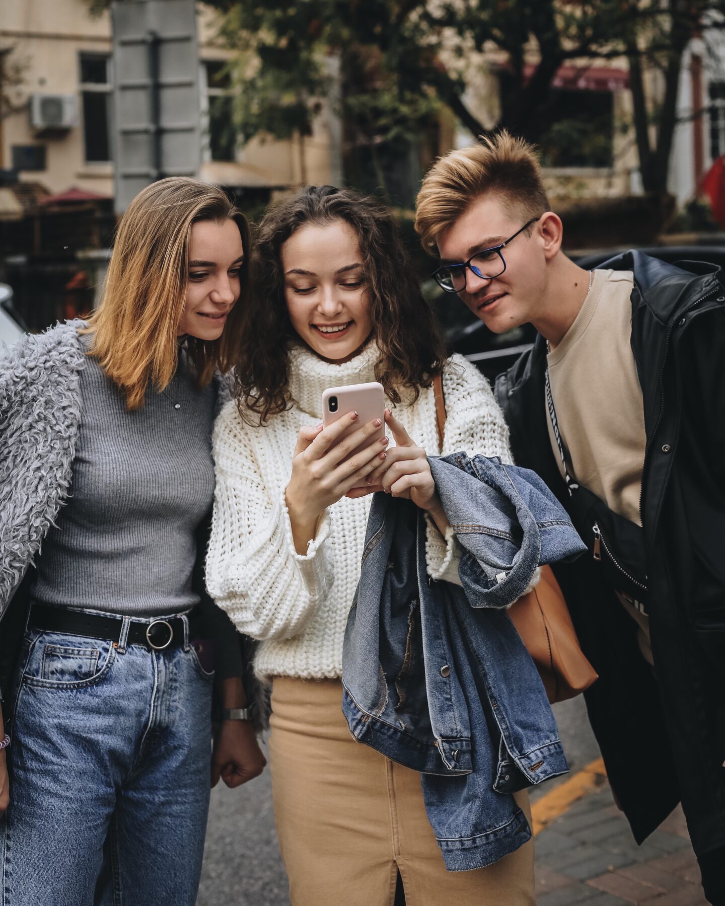 Ppl Texting Dry Texting - What It Is, Means, & How To Handle It! - TheFab20s
