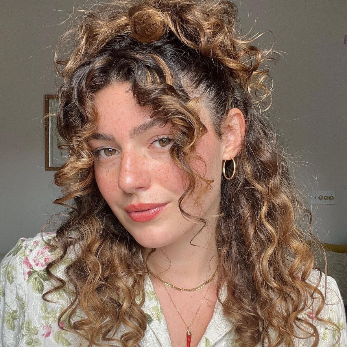 37+ Curly Hairstyles To Unleash Your Natural Beauty - TheFab20s